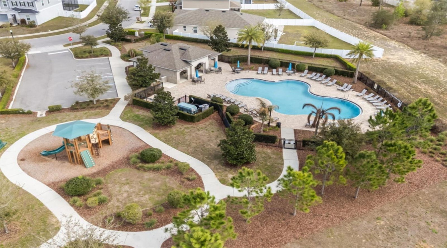 DAVENPORT, Florida 33897, 3 Bedrooms Bedrooms, ,2 BathroomsBathrooms,Residential,For Sale,CARMELA,0,MFRO6390927