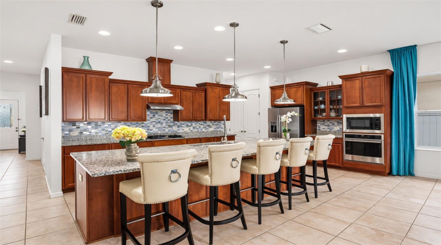 DAVENPORT, Florida 33897, 3 Bedrooms Bedrooms, ,2 BathroomsBathrooms,Residential,For Sale,CARMELA,0,MFRO6390927