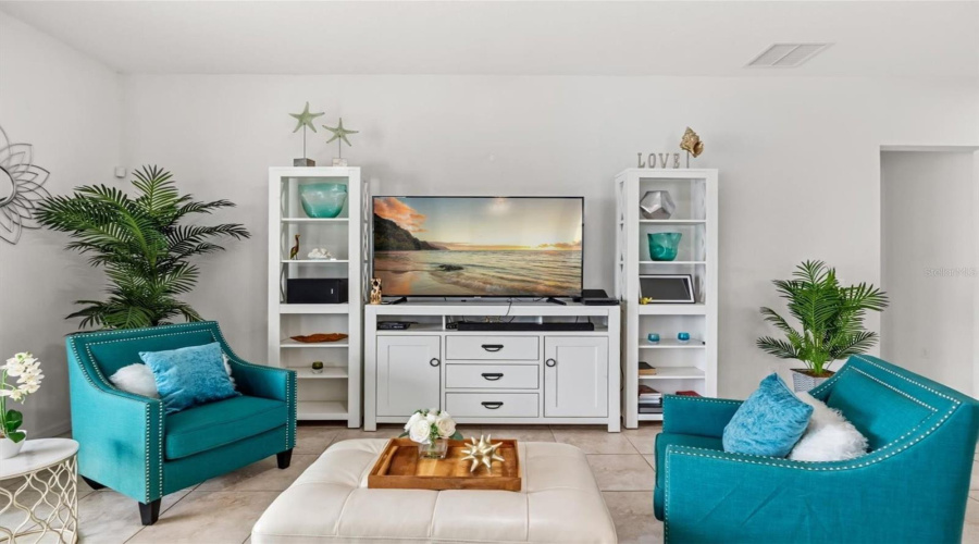 DAVENPORT, Florida 33897, 3 Bedrooms Bedrooms, ,2 BathroomsBathrooms,Residential,For Sale,CARMELA,0,MFRO6390927