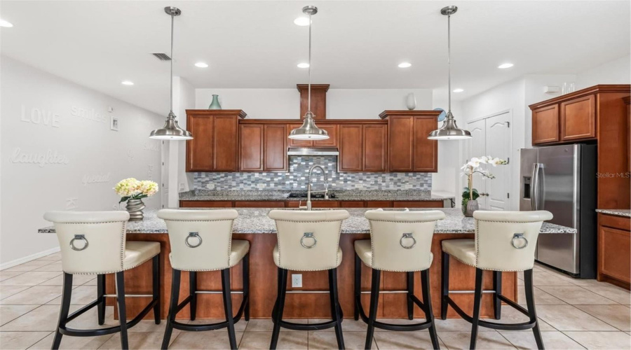 DAVENPORT, Florida 33897, 3 Bedrooms Bedrooms, ,2 BathroomsBathrooms,Residential,For Sale,CARMELA,0,MFRO6390927