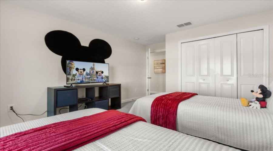 KISSIMMEE, Florida 34746, 4 Bedrooms Bedrooms, ,3 BathroomsBathrooms,Residential,For Sale,MEMORIES,0,MFRO6391694