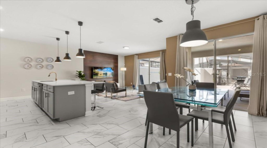 KISSIMMEE, Florida 34746, 4 Bedrooms Bedrooms, ,3 BathroomsBathrooms,Residential,For Sale,MEMORIES,0,MFRO6391694