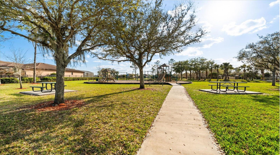 KISSIMMEE, Florida 34746, 3 Bedrooms Bedrooms, ,2 BathroomsBathrooms,Residential,For Sale,OSPREY COVE,0,MFRO6387695