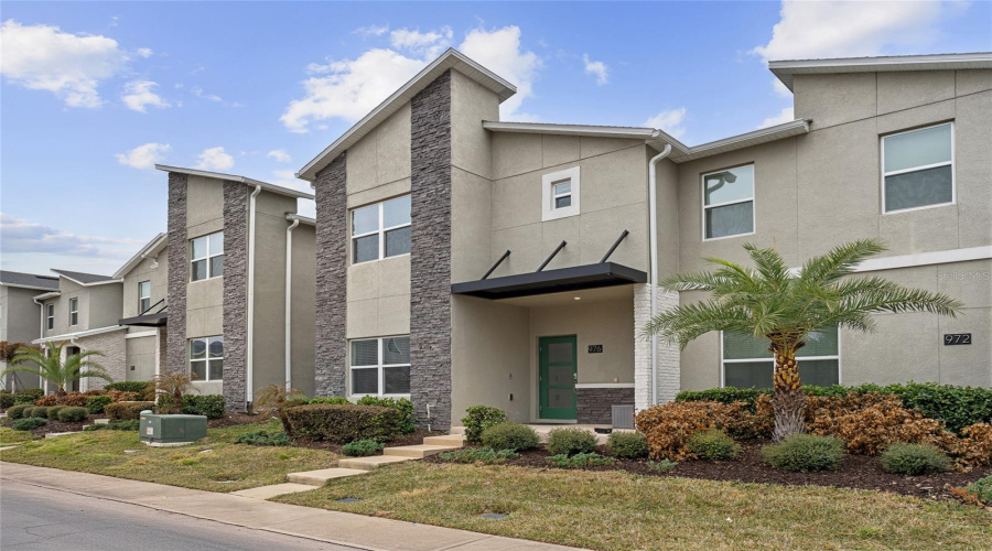 DAVENPORT, Florida 33896, 5 Bedrooms Bedrooms, ,4 BathroomsBathrooms,Residential,For Sale,LEADER,0,MFRS5143579