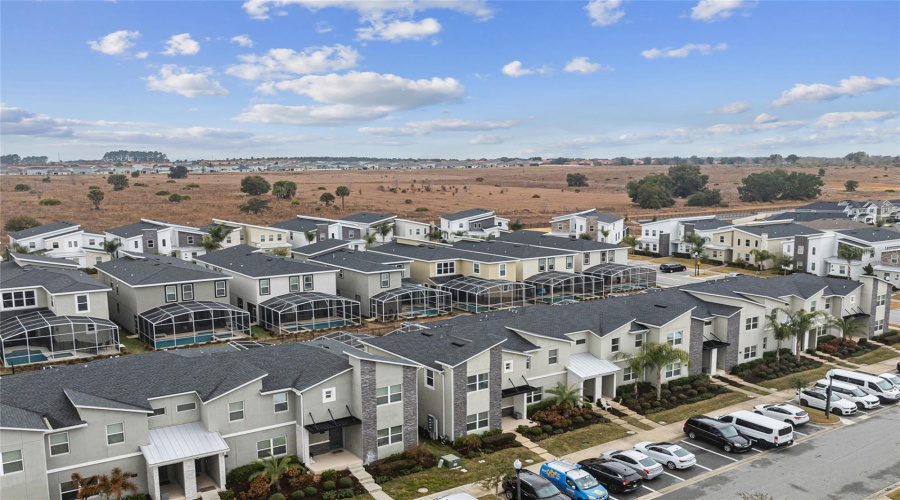 DAVENPORT, Florida 33896, 5 Bedrooms Bedrooms, ,4 BathroomsBathrooms,Residential,For Sale,LEADER,0,MFRS5143579