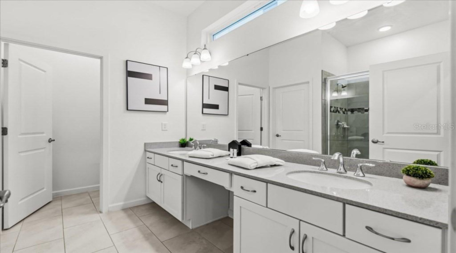 KISSIMMEE, Florida 34746, 12 Bedrooms Bedrooms, ,11 BathroomsBathrooms,Residential,For Sale,SHANTI,0,MFRO6391796