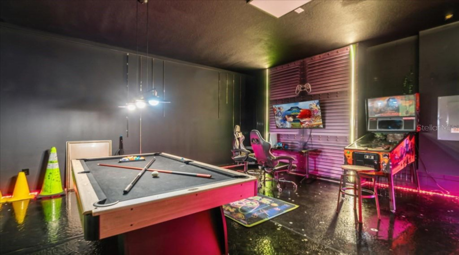 KISSIMMEE, Florida 34746, 12 Bedrooms Bedrooms, ,11 BathroomsBathrooms,Residential,For Sale,SHANTI,0,MFRO6391796