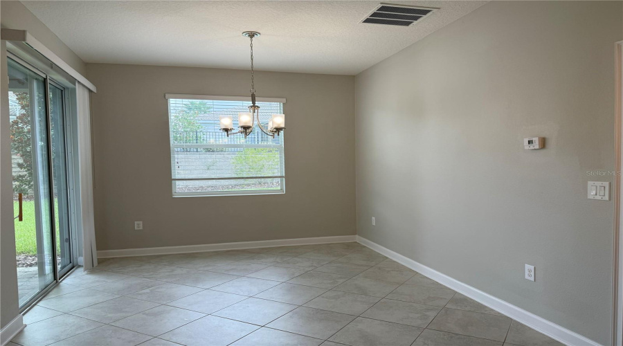 DAVENPORT, Florida 33896, 3 Bedrooms Bedrooms, ,2 BathroomsBathrooms,Residential,For Sale,BUNKER,0,MFRTB8427051