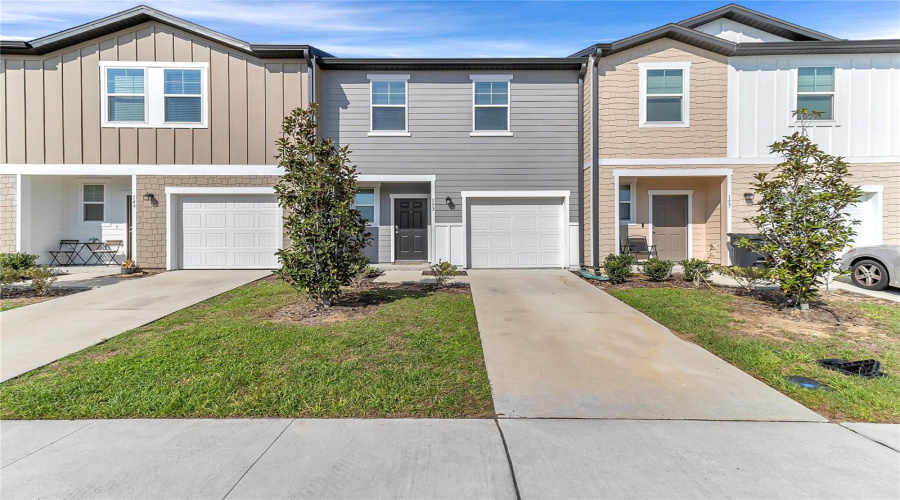 DAVENPORT, Florida 33837, 3 Bedrooms Bedrooms, ,2 BathroomsBathrooms,Residential,For Sale,MANDOVI,0,MFRO6391185