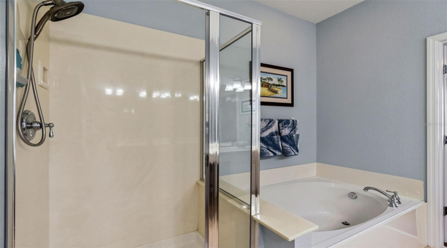 DAVENPORT, Florida 33896, 3 Bedrooms Bedrooms, ,2 BathroomsBathrooms,Residential,For Sale,SARDINIA,0,MFRO6391098