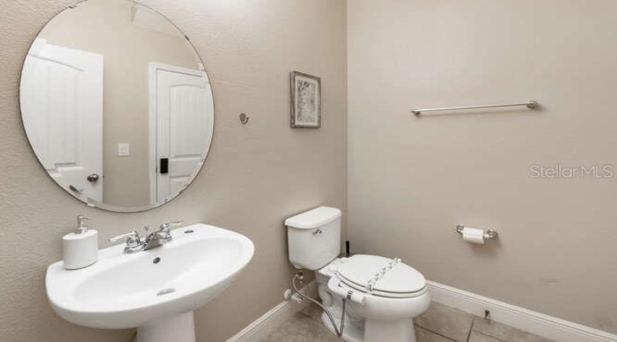 DAVENPORT, Florida 33837, 6 Bedrooms Bedrooms, ,4 BathroomsBathrooms,Residential,For Sale,ACORN,0,MFRO6340733