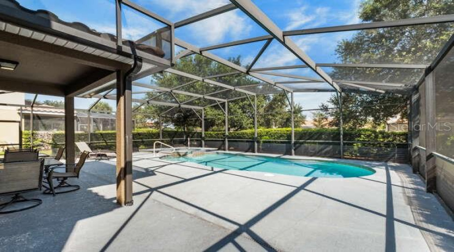 DAVENPORT, Florida 33837, 6 Bedrooms Bedrooms, ,4 BathroomsBathrooms,Residential,For Sale,ACORN,0,MFRO6340733