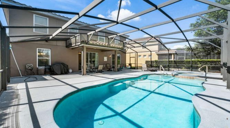 DAVENPORT, Florida 33837, 6 Bedrooms Bedrooms, ,4 BathroomsBathrooms,Residential,For Sale,ACORN,0,MFRO6340733