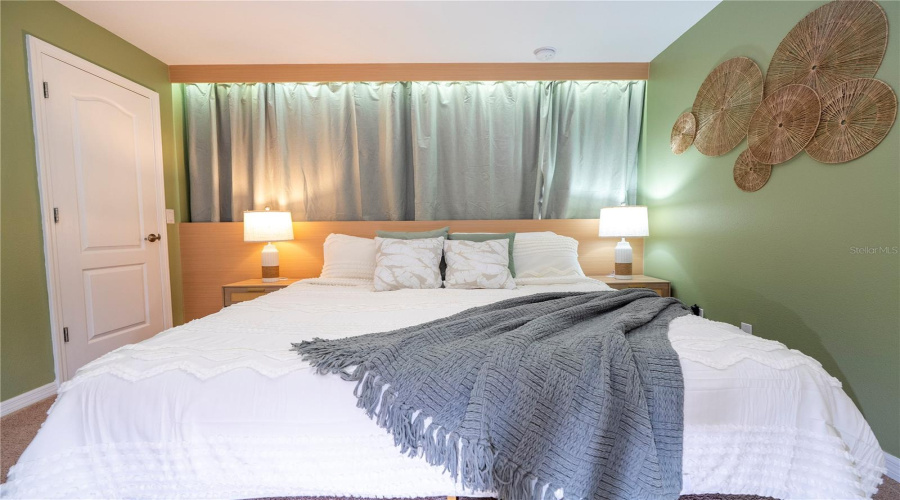 KISSIMMEE, Florida 34747, 5 Bedrooms Bedrooms, ,4 BathroomsBathrooms,Residential,For Sale,CANDY PALM,0,MFRO6391217