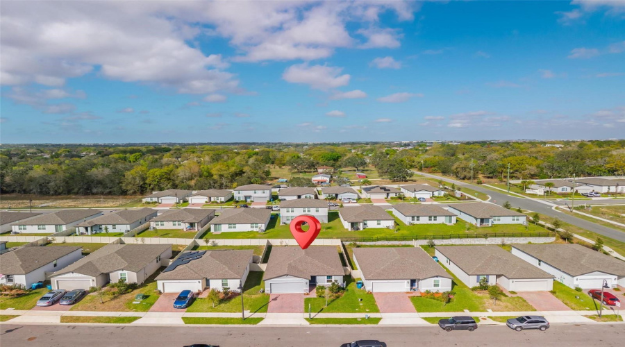 DAVENPORT, Florida 33837, 3 Bedrooms Bedrooms, ,2 BathroomsBathrooms,Residential,For Sale,MOOSE TRAIL,0,MFRO6391957