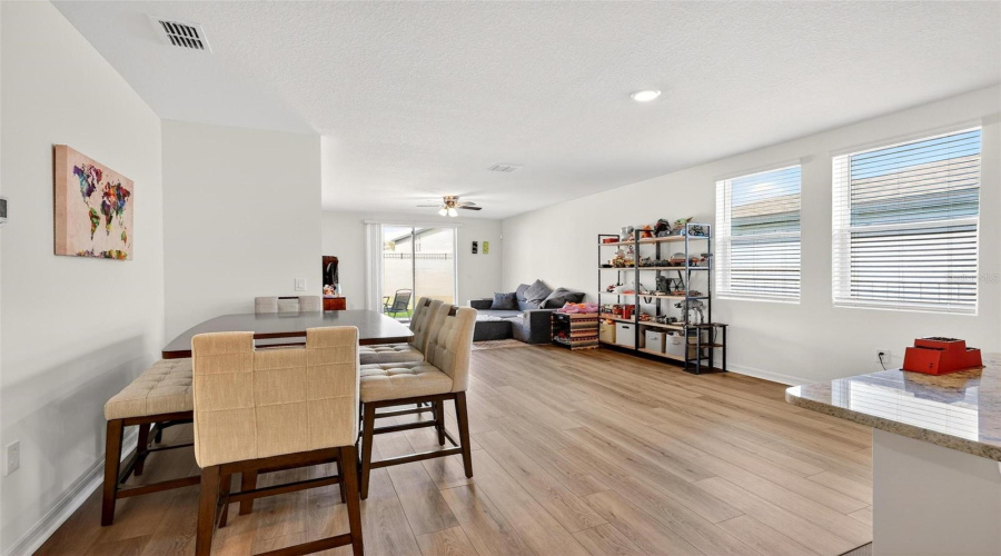 DAVENPORT, Florida 33837, 3 Bedrooms Bedrooms, ,2 BathroomsBathrooms,Residential,For Sale,MOOSE TRAIL,0,MFRO6391957