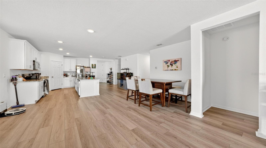 DAVENPORT, Florida 33837, 3 Bedrooms Bedrooms, ,2 BathroomsBathrooms,Residential,For Sale,MOOSE TRAIL,0,MFRO6391957