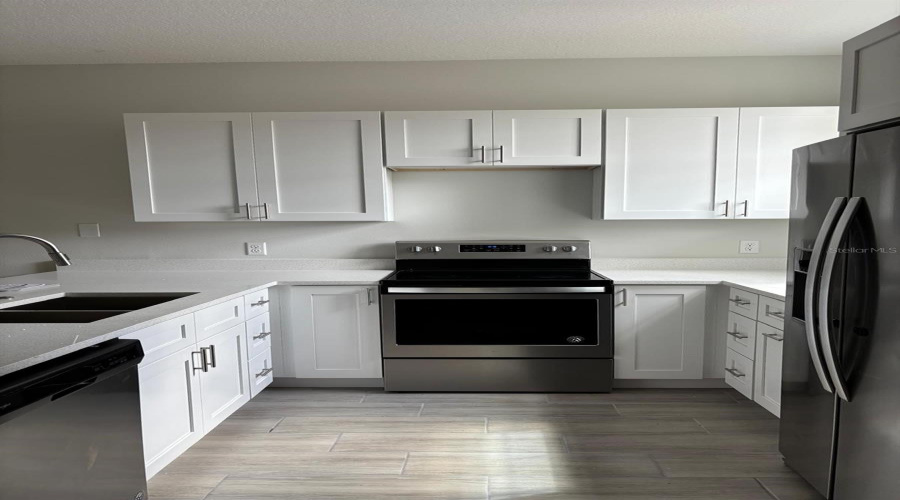 DAVENPORT, Florida 33896, 3 Bedrooms Bedrooms, ,2 BathroomsBathrooms,Residential,For Sale,MADISON,0,MFRO6390600