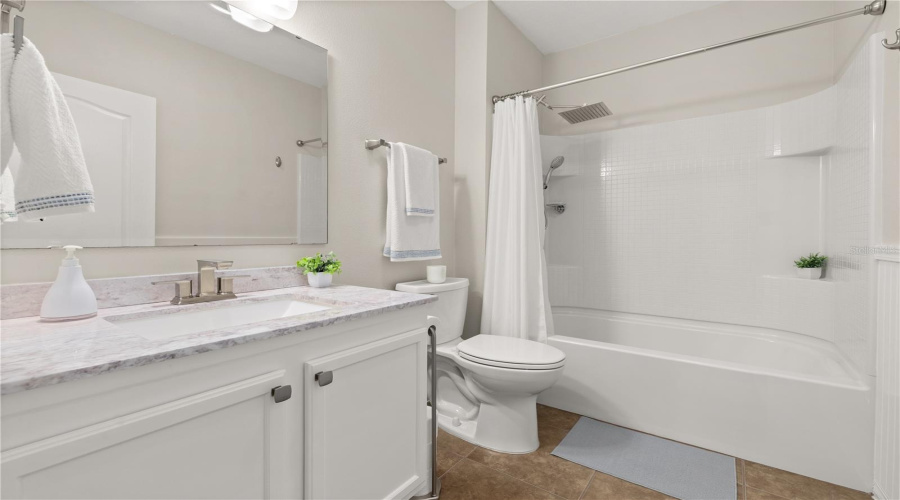 DAVENPORT, Florida 33896, 3 Bedrooms Bedrooms, ,2 BathroomsBathrooms,Residential,For Sale,SERENO,0,MFRS5145982