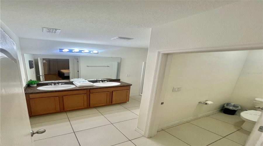 DAVENPORT, Florida 33837, 4 Bedrooms Bedrooms, ,3 BathroomsBathrooms,Residential,For Sale,TERRASONESTA,0,MFRS5141280