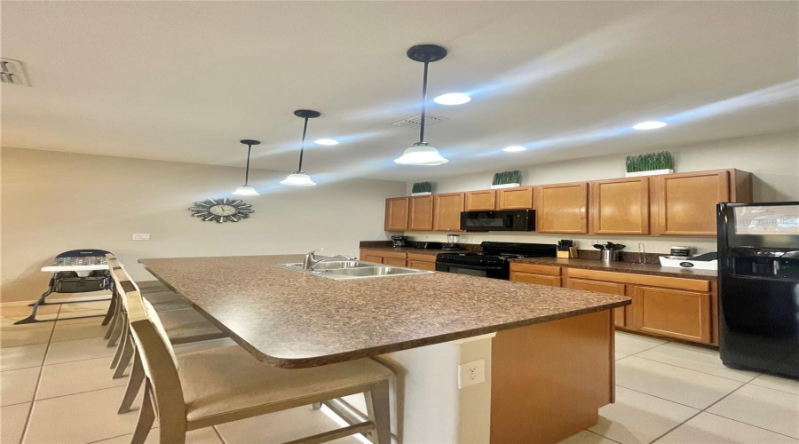DAVENPORT, Florida 33837, 4 Bedrooms Bedrooms, ,3 BathroomsBathrooms,Residential,For Sale,TERRASONESTA,0,MFRS5141280