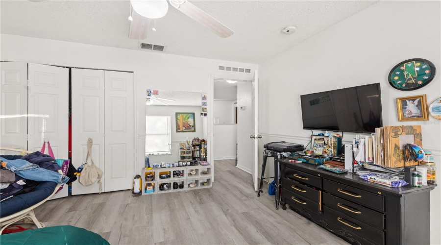 DAVENPORT, Florida 33837, 4 Bedrooms Bedrooms, ,2 BathroomsBathrooms,Residential,For Sale,LOBELIA,0,MFRS5138411