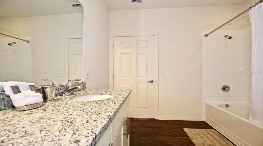 KISSIMMEE, Florida 34747, 3 Bedrooms Bedrooms, ,2 BathroomsBathrooms,Residential,For Sale,SHINE,0,MFRO6339517