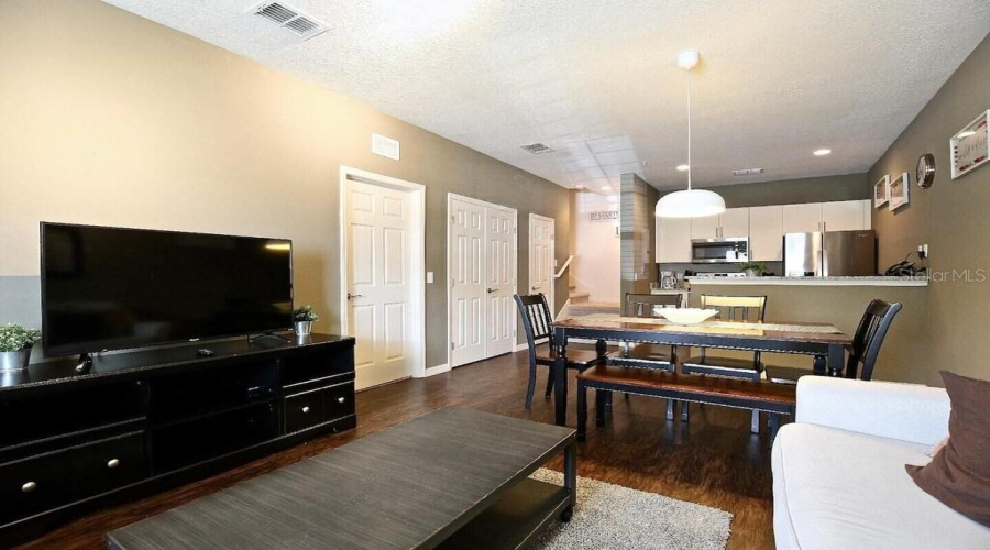 KISSIMMEE, Florida 34747, 3 Bedrooms Bedrooms, ,2 BathroomsBathrooms,Residential,For Sale,SHINE,0,MFRO6339517