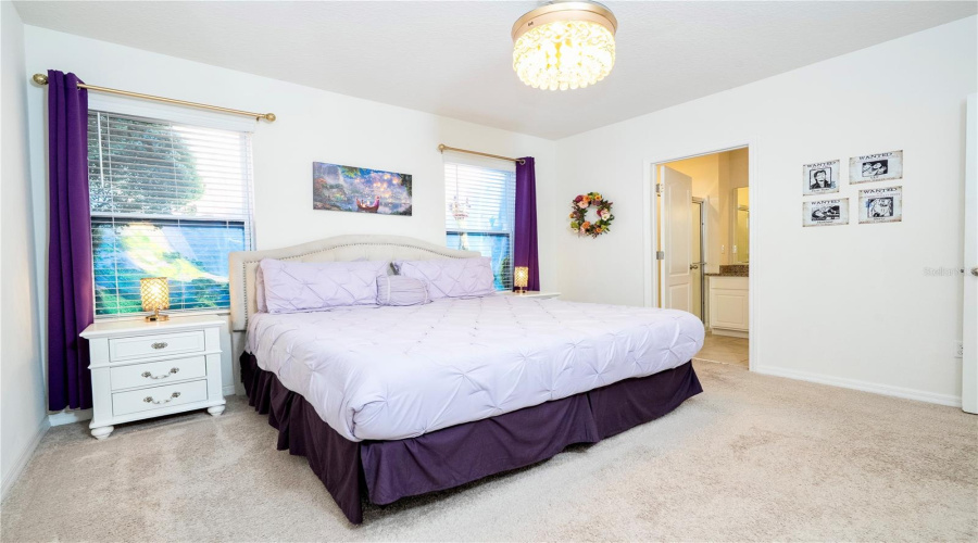 DAVENPORT, Florida 33837, 6 Bedrooms Bedrooms, ,5 BathroomsBathrooms,Residential,For Sale,OAKMOSS,0,MFRO6387863