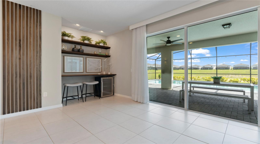 DAVENPORT, Florida 33897, 10 Bedrooms Bedrooms, ,8 BathroomsBathrooms,Residential,For Sale,LANA AVENUE,0,MFRO6290305