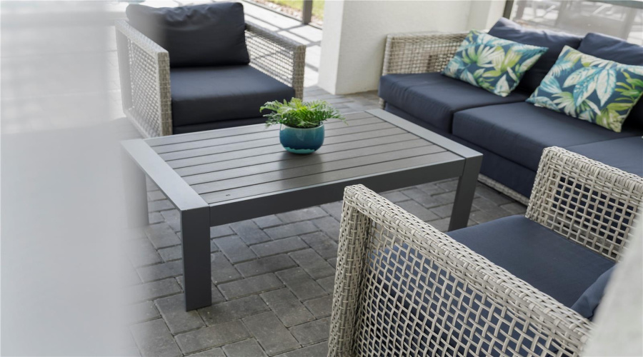 DAVENPORT, Florida 33897, 10 Bedrooms Bedrooms, ,8 BathroomsBathrooms,Residential,For Sale,LANA AVENUE,0,MFRO6290305