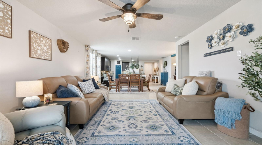 DAVENPORT, Florida 33837, 3 Bedrooms Bedrooms, ,2 BathroomsBathrooms,Residential,For Sale,DENALI,0,MFRO6390478