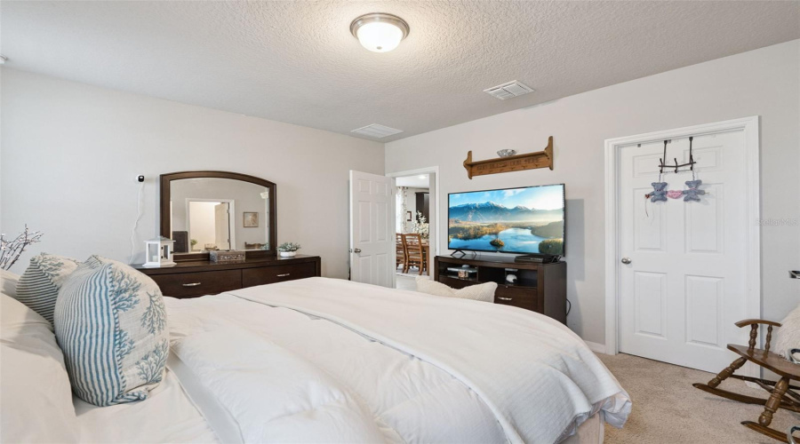 DAVENPORT, Florida 33837, 3 Bedrooms Bedrooms, ,2 BathroomsBathrooms,Residential,For Sale,DENALI,0,MFRO6390478