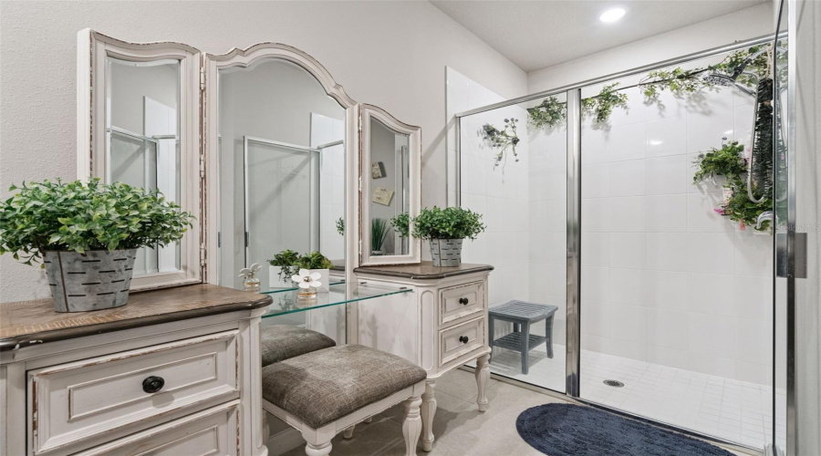 DAVENPORT, Florida 33837, 3 Bedrooms Bedrooms, ,2 BathroomsBathrooms,Residential,For Sale,DENALI,0,MFRO6390478