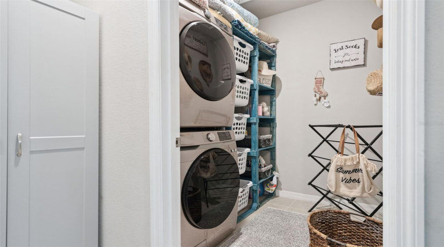 DAVENPORT, Florida 33837, 3 Bedrooms Bedrooms, ,2 BathroomsBathrooms,Residential,For Sale,DENALI,0,MFRO6390478