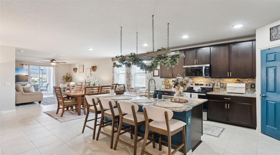 DAVENPORT, Florida 33837, 3 Bedrooms Bedrooms, ,2 BathroomsBathrooms,Residential,For Sale,DENALI,0,MFRO6390478