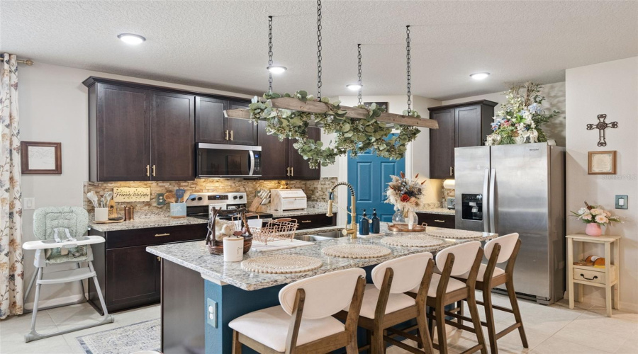 DAVENPORT, Florida 33837, 3 Bedrooms Bedrooms, ,2 BathroomsBathrooms,Residential,For Sale,DENALI,0,MFRO6390478