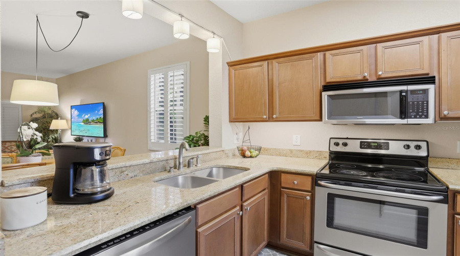 DAVENPORT, Florida 33897, 4 Bedrooms Bedrooms, ,3 BathroomsBathrooms,Residential,For Sale,CALABRIA,0,MFRO6392056