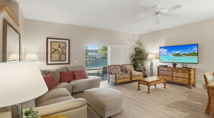 DAVENPORT, Florida 33897, 4 Bedrooms Bedrooms, ,3 BathroomsBathrooms,Residential,For Sale,CALABRIA,0,MFRO6392056