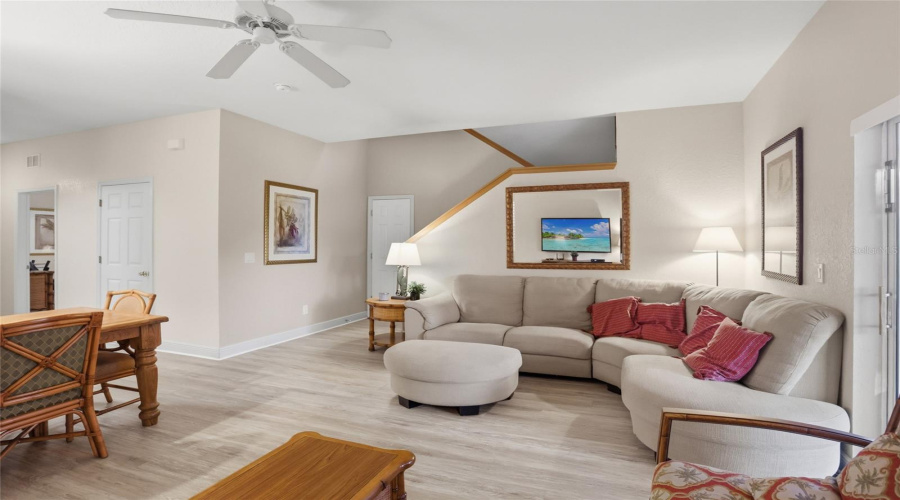 DAVENPORT, Florida 33897, 4 Bedrooms Bedrooms, ,3 BathroomsBathrooms,Residential,For Sale,CALABRIA,0,MFRO6392056