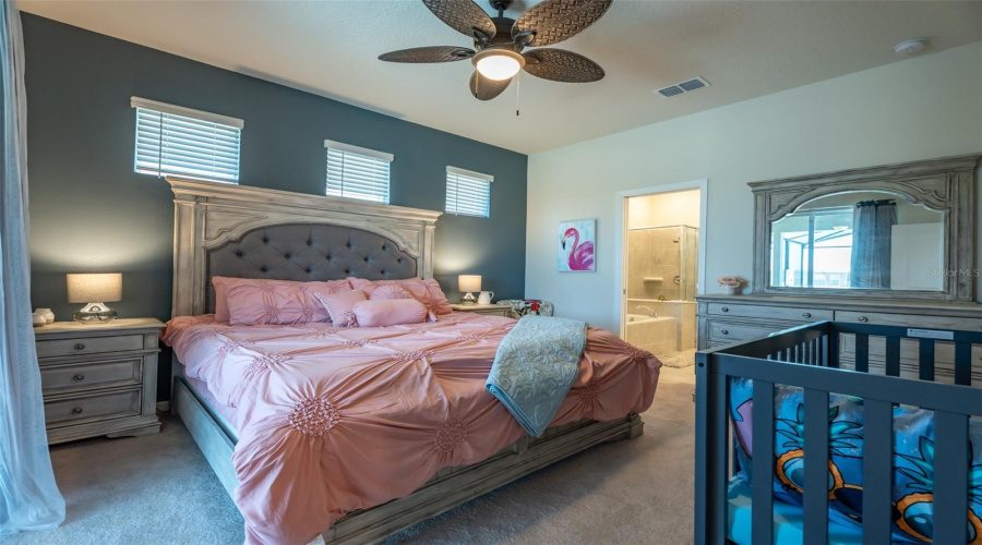 DAVENPORT, Florida 33897, 5 Bedrooms Bedrooms, ,5 BathroomsBathrooms,Residential,For Sale,LANA,0,MFRO6392126