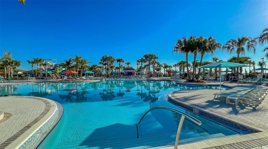 DAVENPORT, Florida 33897, 5 Bedrooms Bedrooms, ,5 BathroomsBathrooms,Residential,For Sale,LANA,0,MFRO6392126