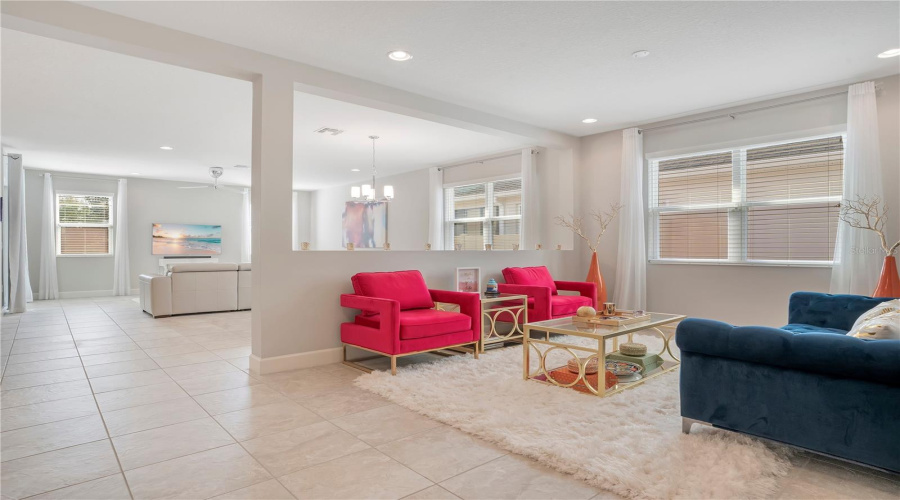 ORLANDO, Florida 32836, 3 Bedrooms Bedrooms, ,2 BathroomsBathrooms,Residential,For Sale,CHATEAUBRIAND,0,MFRO6390509