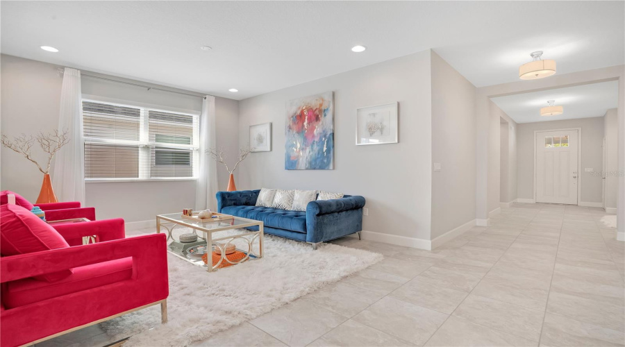 ORLANDO, Florida 32836, 3 Bedrooms Bedrooms, ,2 BathroomsBathrooms,Residential,For Sale,CHATEAUBRIAND,0,MFRO6390509