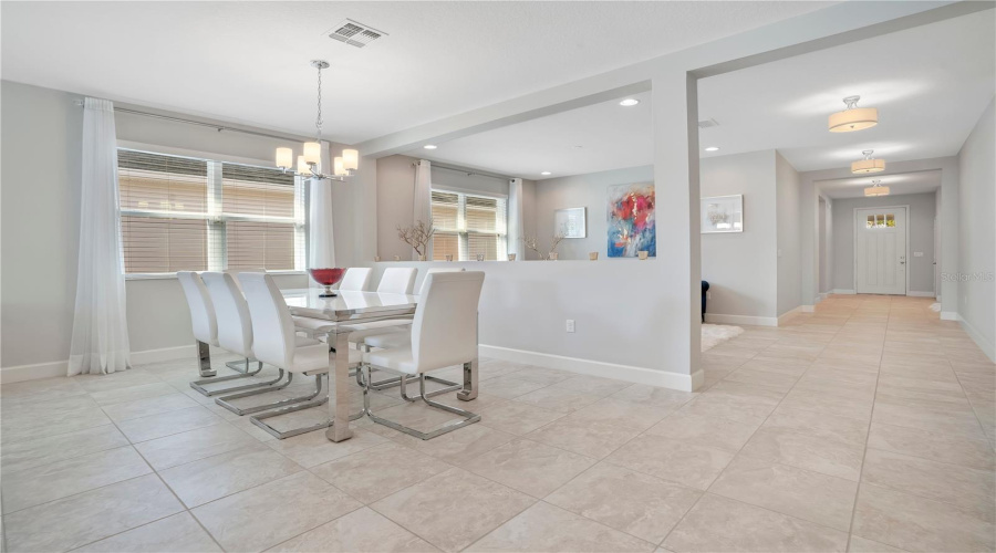 ORLANDO, Florida 32836, 3 Bedrooms Bedrooms, ,2 BathroomsBathrooms,Residential,For Sale,CHATEAUBRIAND,0,MFRO6390509