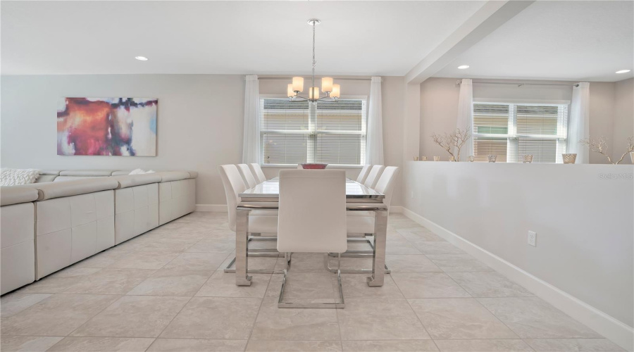 ORLANDO, Florida 32836, 3 Bedrooms Bedrooms, ,2 BathroomsBathrooms,Residential,For Sale,CHATEAUBRIAND,0,MFRO6390509