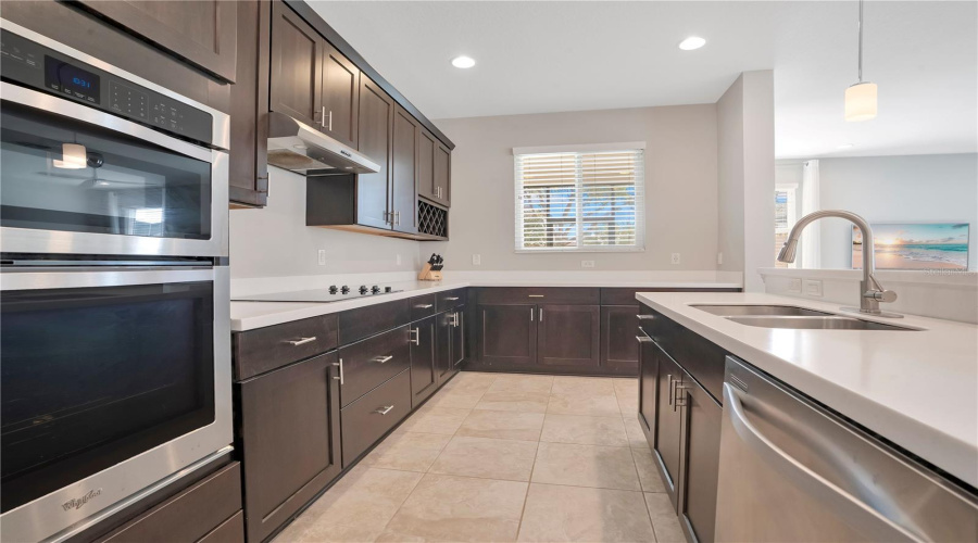 ORLANDO, Florida 32836, 3 Bedrooms Bedrooms, ,2 BathroomsBathrooms,Residential,For Sale,CHATEAUBRIAND,0,MFRO6390509