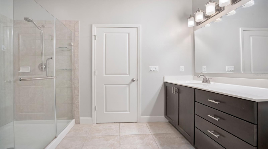 ORLANDO, Florida 32836, 3 Bedrooms Bedrooms, ,2 BathroomsBathrooms,Residential,For Sale,CHATEAUBRIAND,0,MFRO6390509