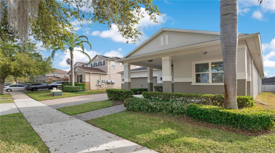 ORLANDO, Florida 32836, 3 Bedrooms Bedrooms, ,2 BathroomsBathrooms,Residential,For Sale,CHATEAUBRIAND,0,MFRO6390509