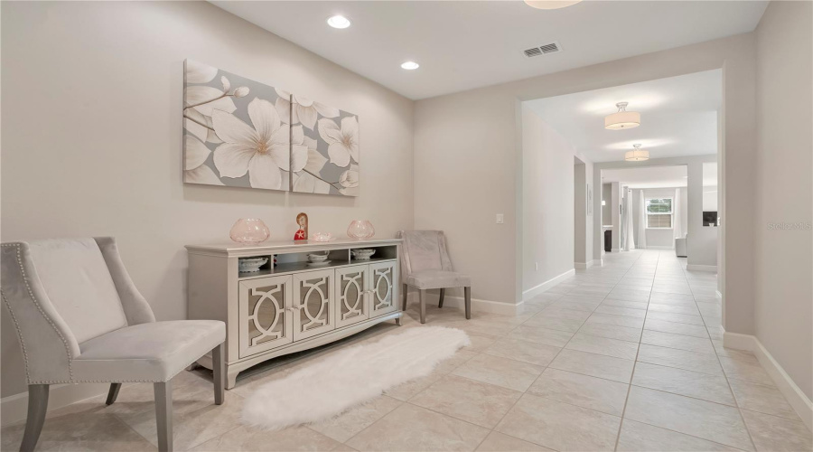 ORLANDO, Florida 32836, 3 Bedrooms Bedrooms, ,2 BathroomsBathrooms,Residential,For Sale,CHATEAUBRIAND,0,MFRO6390509